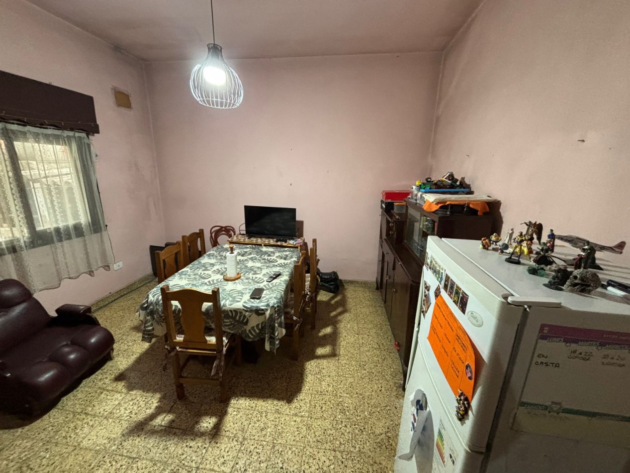 CASA CON LOTE EN MUÑIZ 