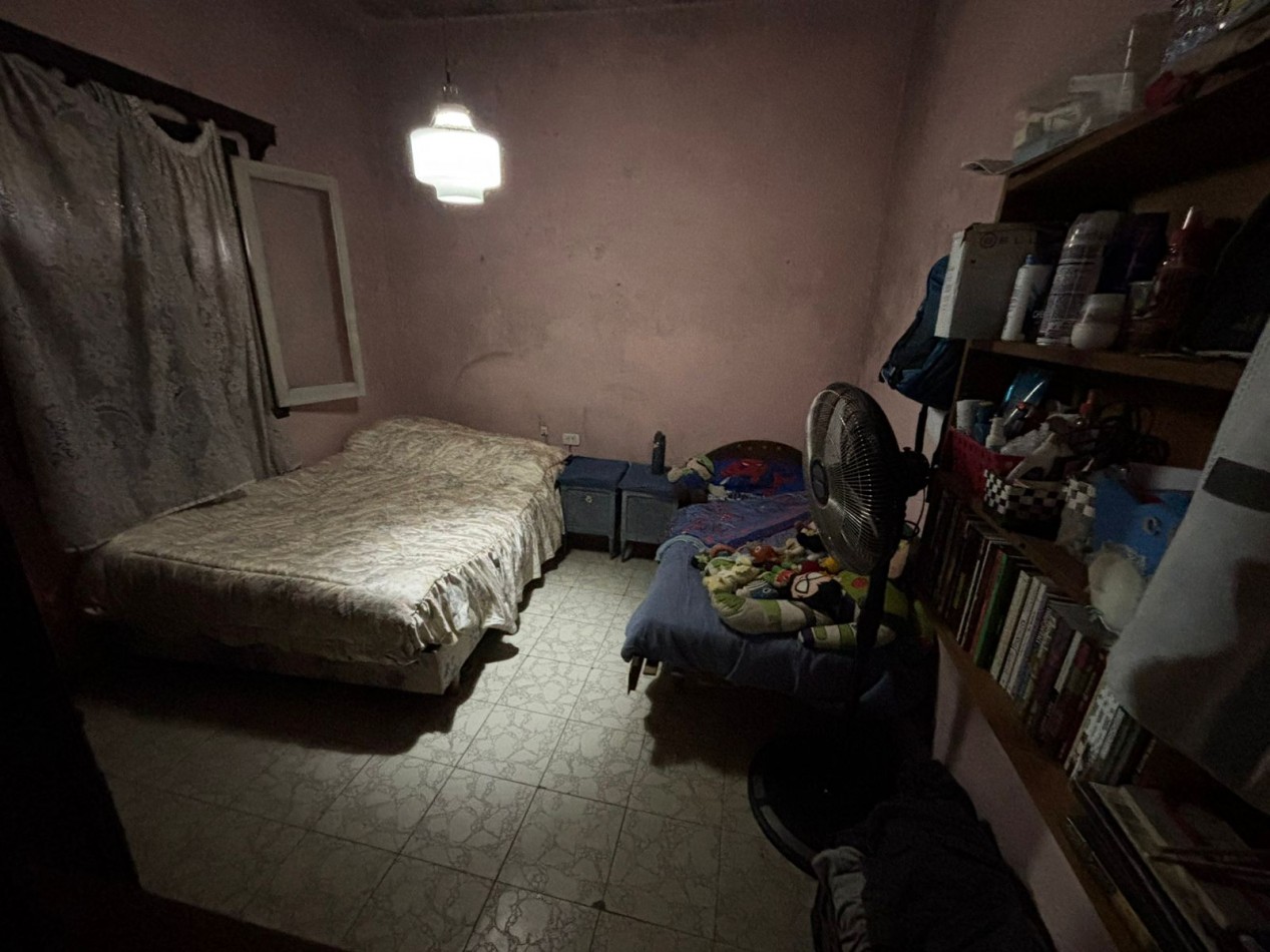 CASA CON LOTE EN MUÑIZ 
