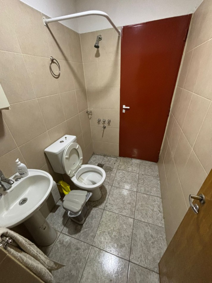 4 ambientes en venta con cochera y quincho 
