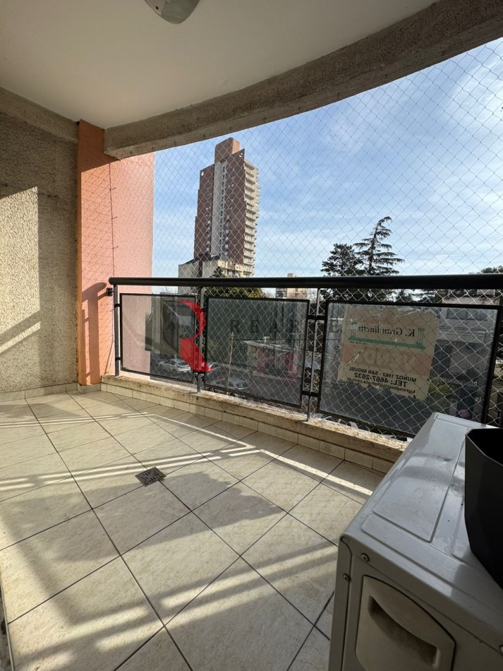 DOS AMBIENTES CON BALCON EN VENTA EDIFICIO BARCELONA