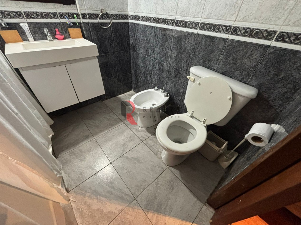 Casa 5 ambientes con lote amplio en Tortuguitas 