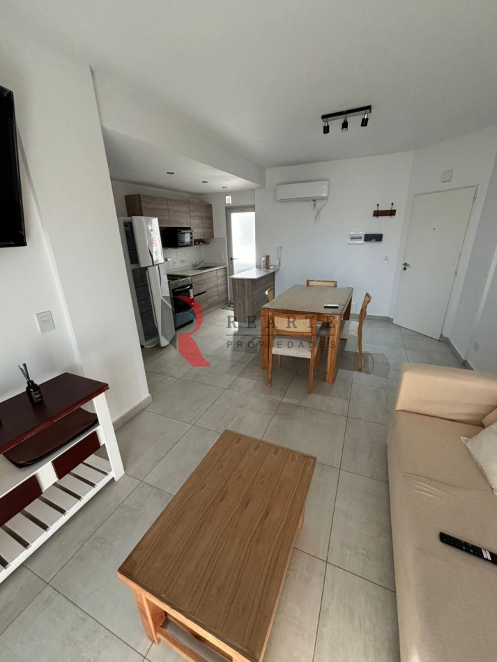 DOS AMBIENTES DE CATEGORIA CON COCHERA EN VENTA MUÑIZ
