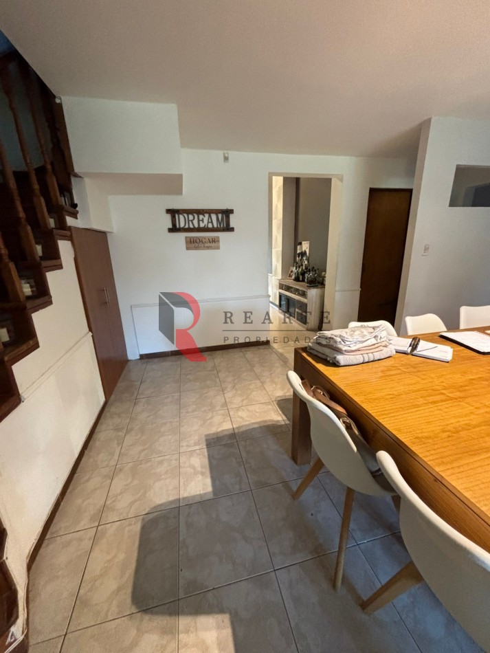 Casa 5 ambientes con lote amplio en Tortuguitas 