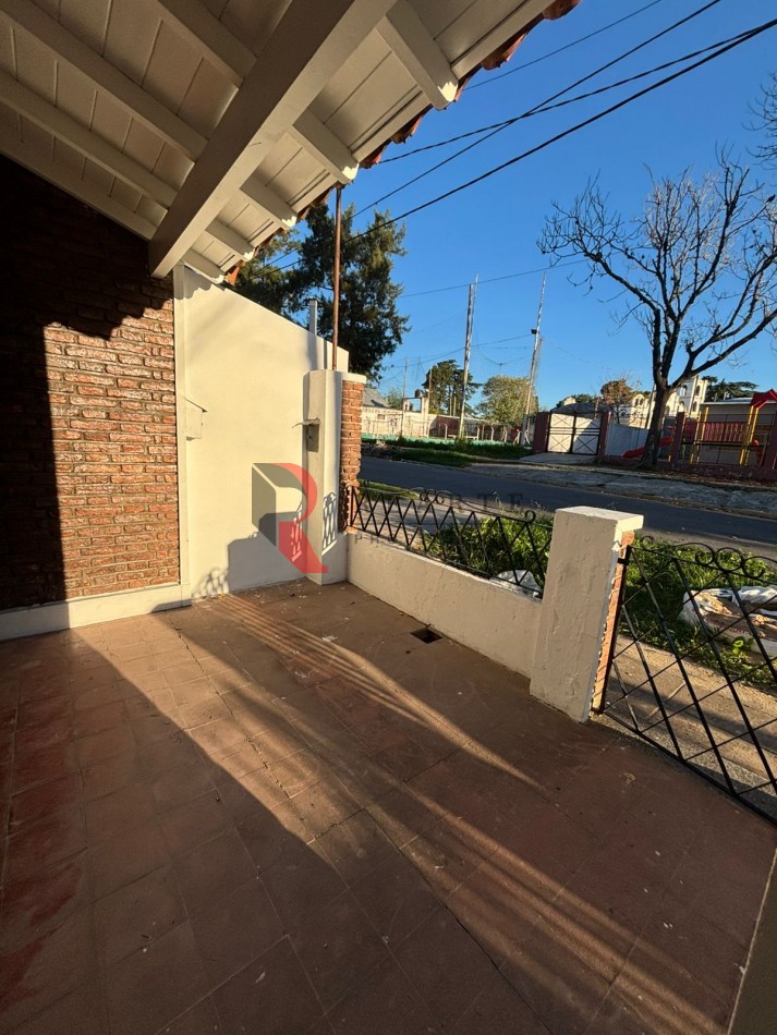 CASA 3 AMBIENTES CON PATIO EN LOS POLVORINES APTO CREDITO 