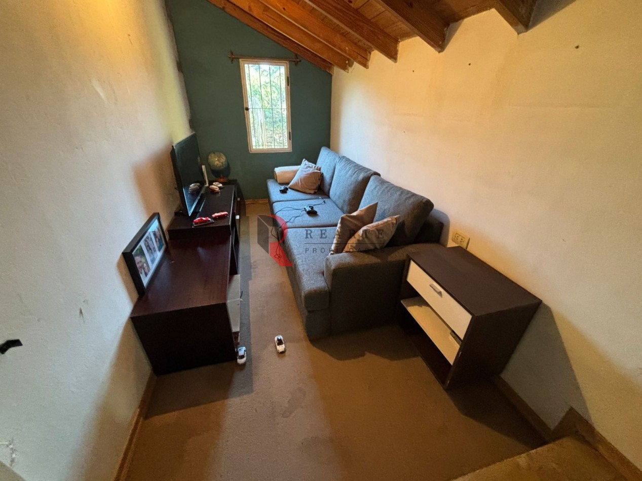 Casa 5 ambientes con lote amplio en Tortuguitas 