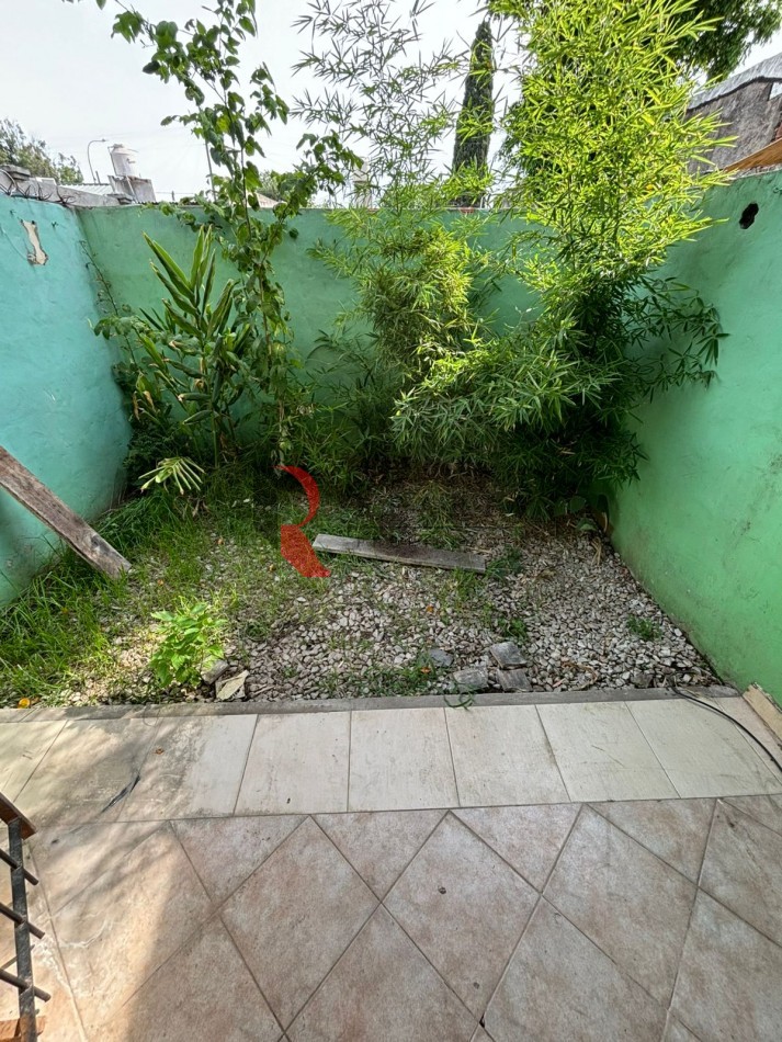 DUPLEX 3 AMBIENTES CON ESPACIO DE GUARDACOCHE EN VENTA SAN MIGUEL