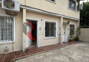 DUPLEX 3 AMBIENTES CON ESPACIO DE GUARDACOCHE EN VENTA SAN MIGUEL 