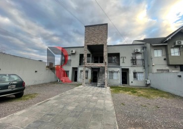 DOS AMBIENTES CON COCHERA  APTO CREDITO 